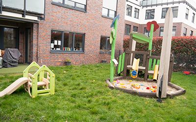 Krabbelstube Kunterbunt Drei Minus e.V.