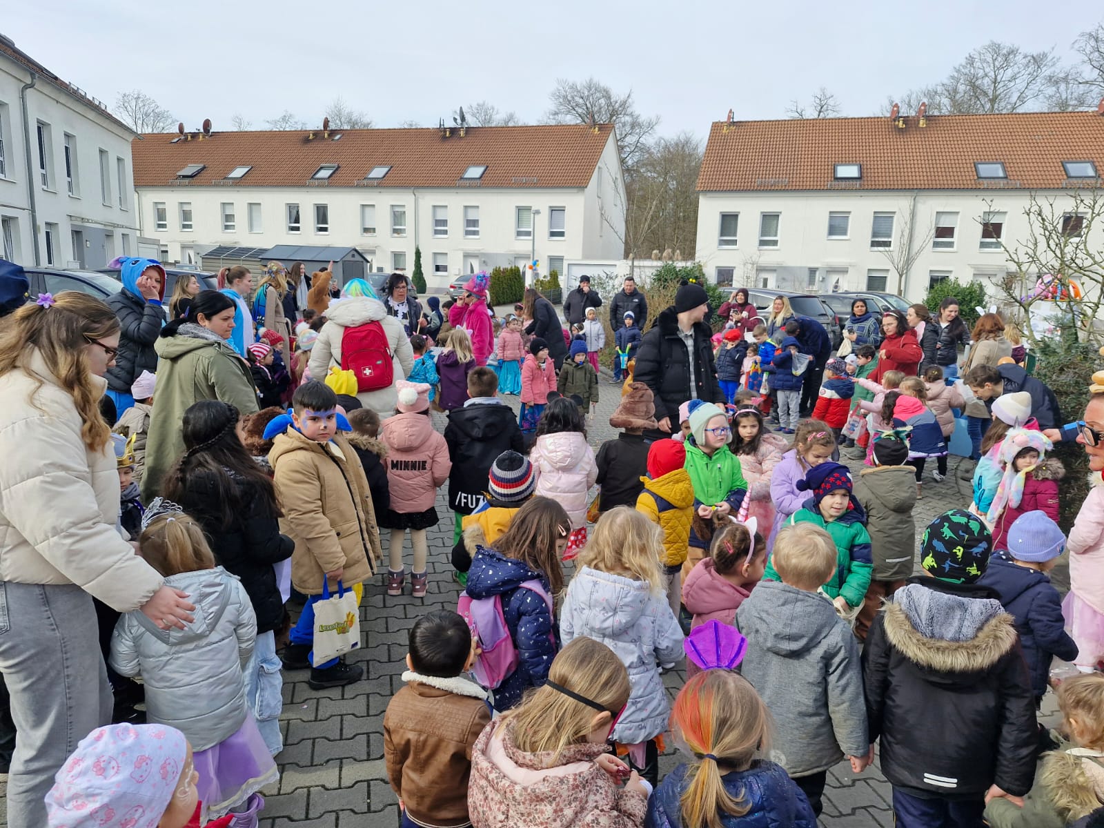 Faschingstreiben in der Siemensstraße