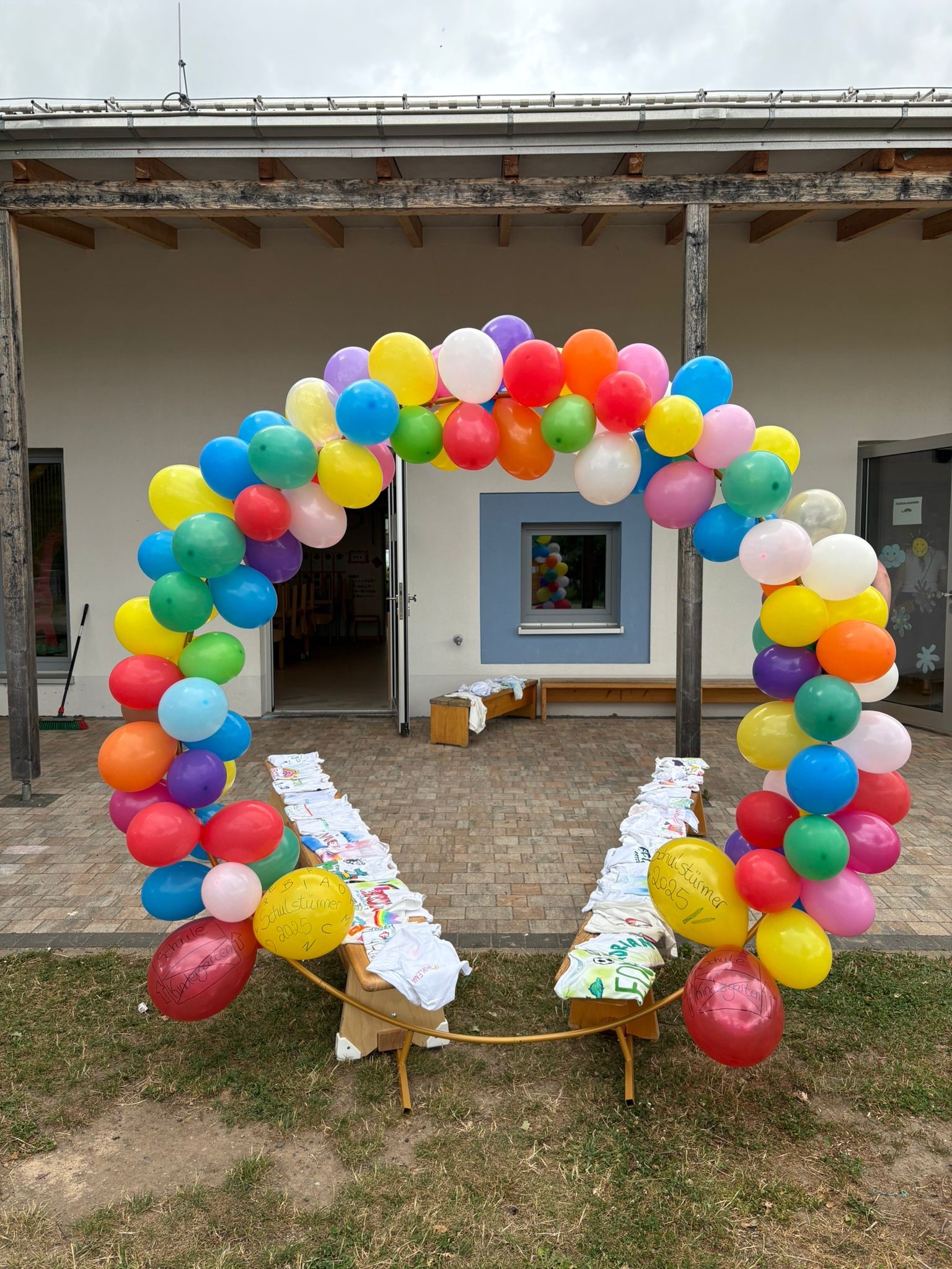 Luftballontor zur Verabschiedung