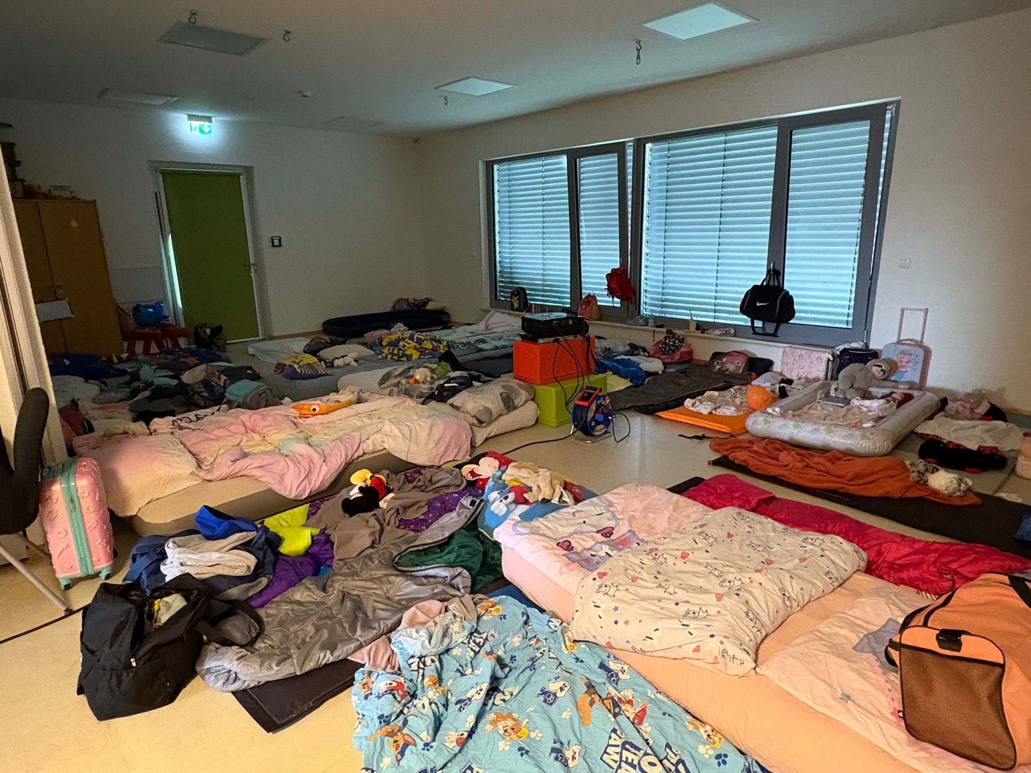 Großes Übernachtungslager im Turnraum