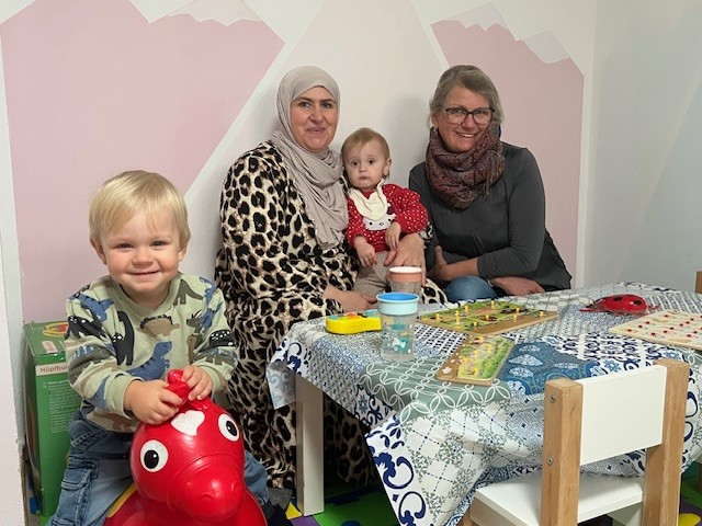 Tagesmutter mit zwei KIndern und Fachdienstleiterin