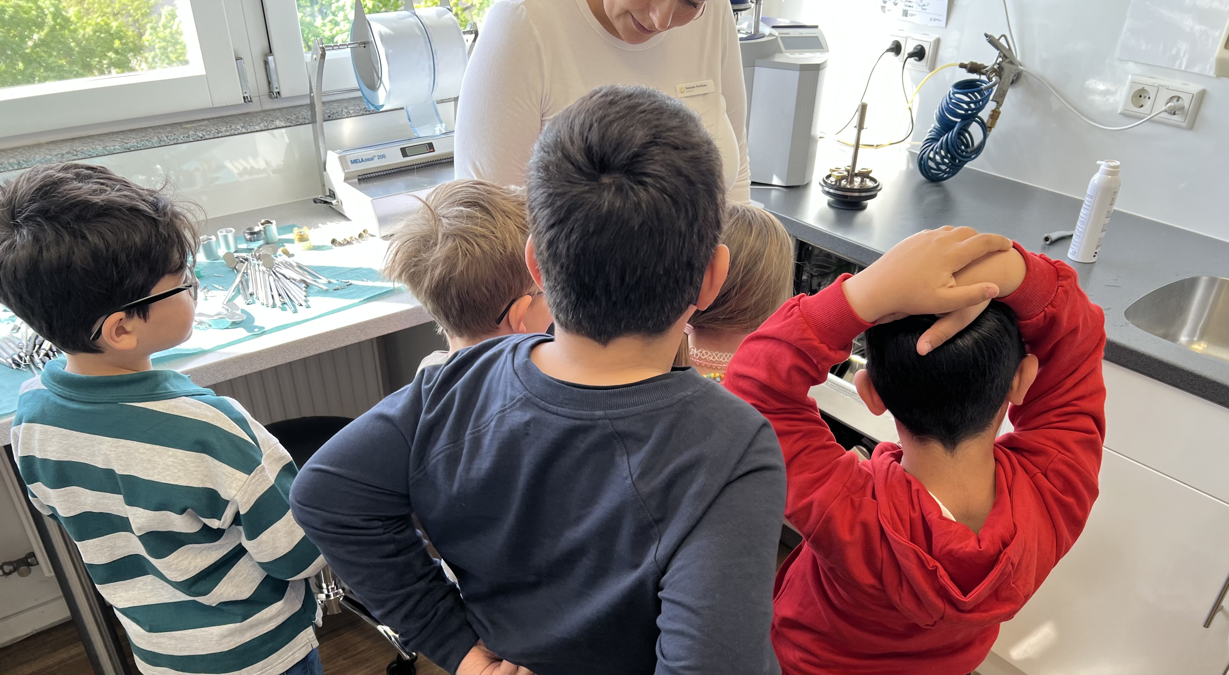 Kinder im Behandlungszimmer
