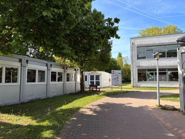 Grundschule in den Sindlinger Wiesen 2026 groß